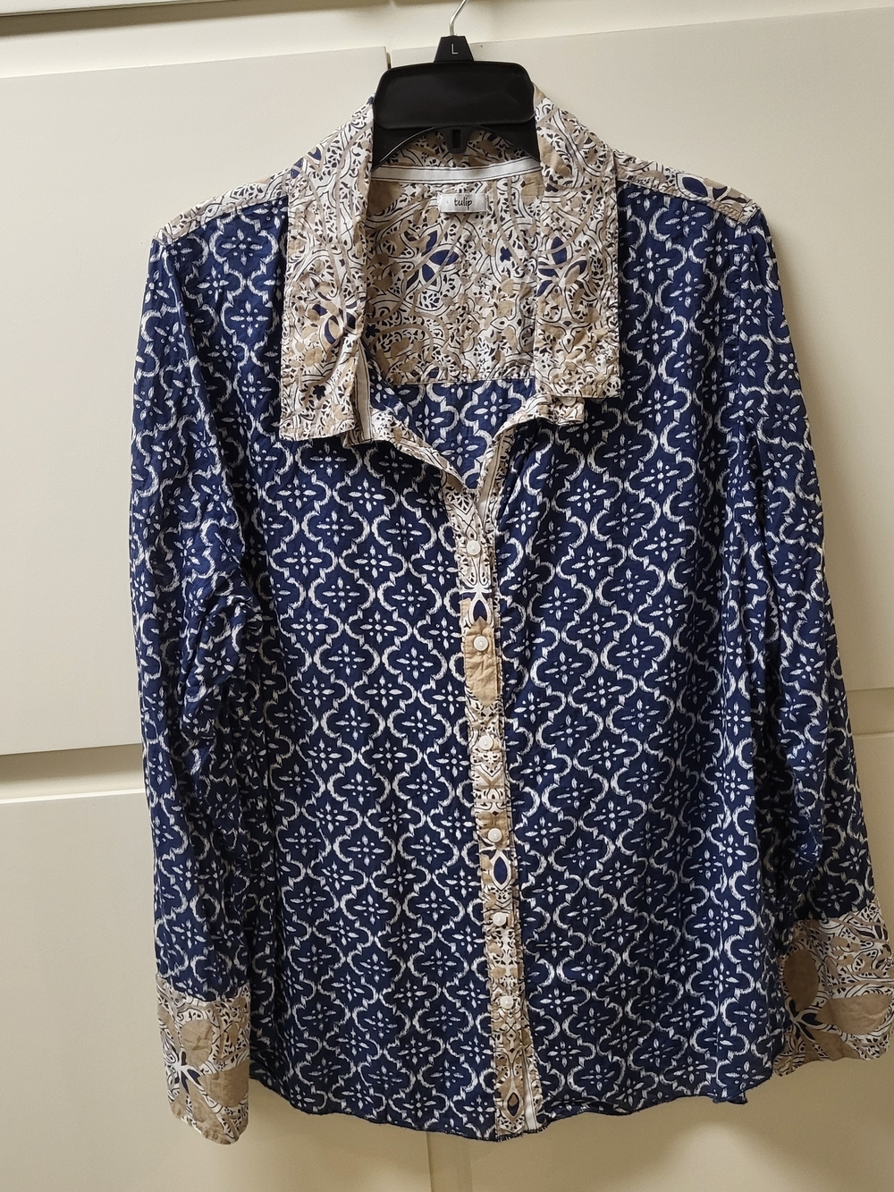 Navy Patterned Button-Front Blouse with Cream Contrast